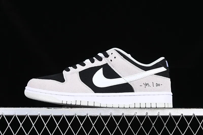 All Categories Nk SB Dunk Series Nk SB Dunk Low Low-top sneakers Cost-effective version Nk Dunk Low Black dust color SB smashed backboard fashion casual sneakers DO9776-001